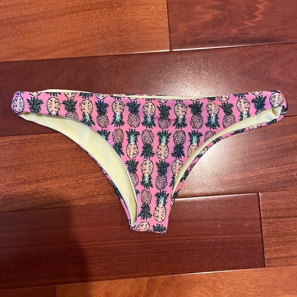 Beach riot cheeky bikini bottoms
